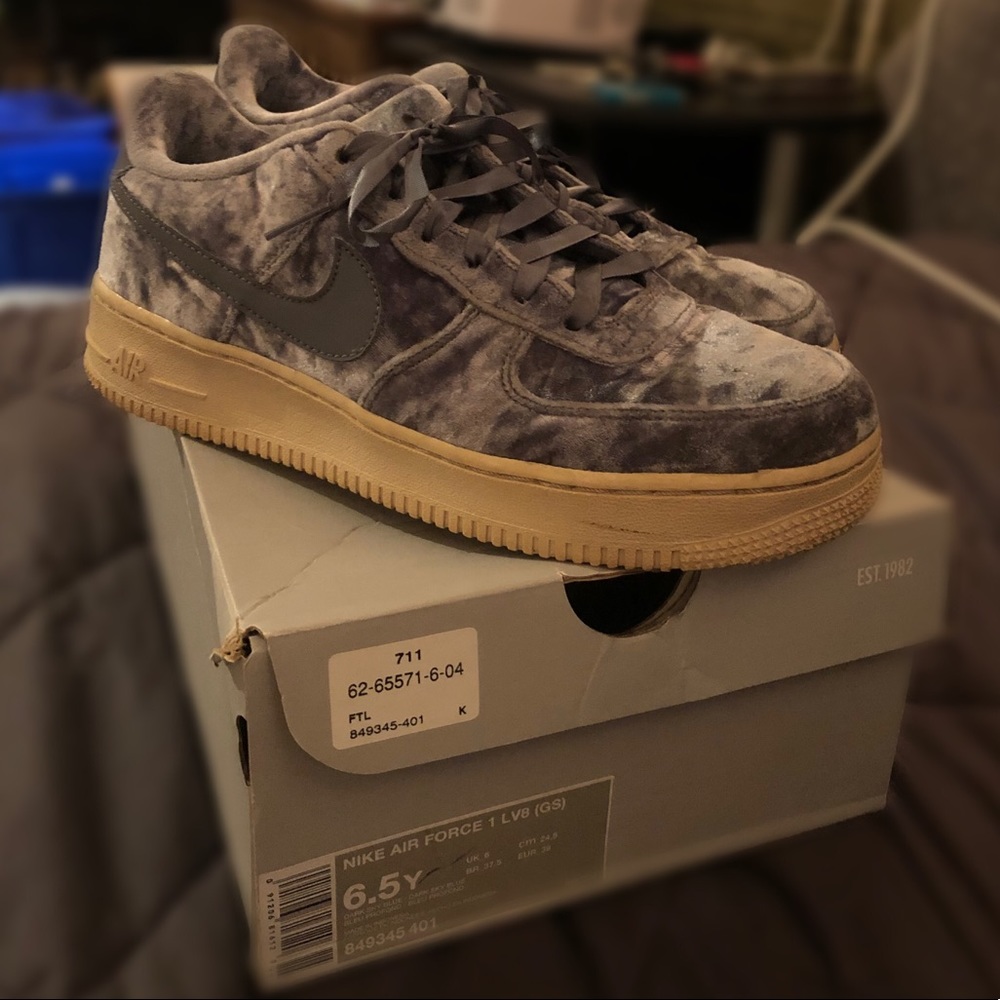 Blue Velvet Nike Air Force One’s
